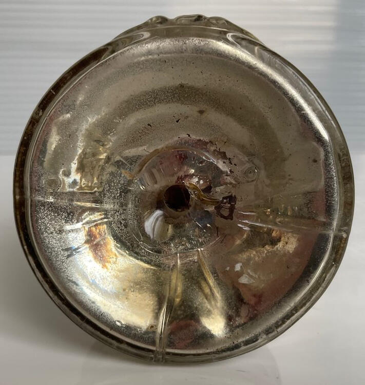 Virgen de cristal de azogue / Mercury-backed Virgin